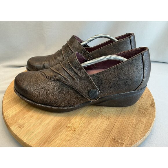 Dansko Aimee Wedge Size 40 (9.5-10)  Leather Brown Ruched Details - Picture 3 of 7